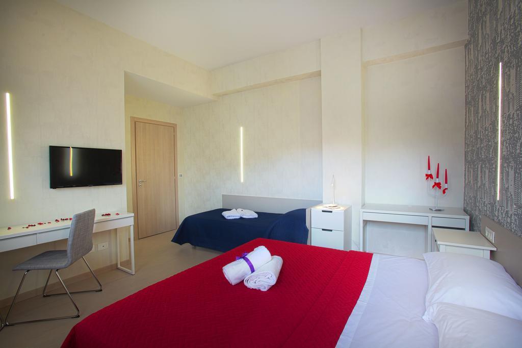 Hotel Kroma Ragusa Habitación foto
